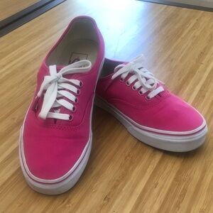 Hot pink VANS in great condition!
